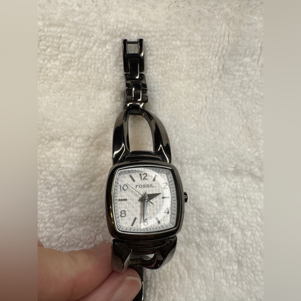 Fossil Silver Watch - Picture 9 of 12